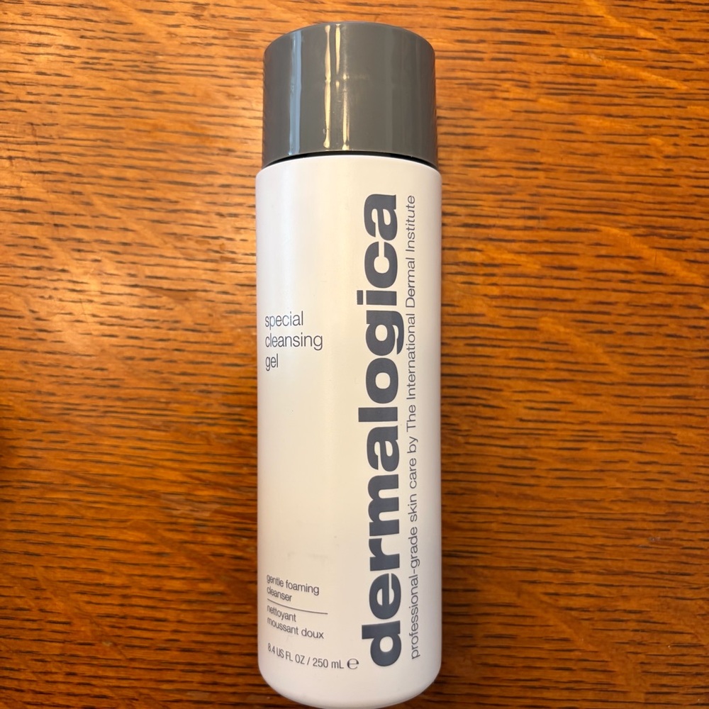 Dermalogica Special Cleansing Gel - White and Gray